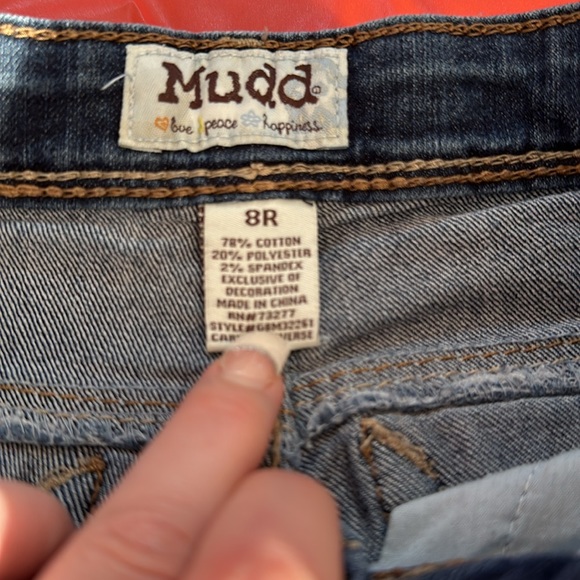 2 cute pairs of girls Mudd Jeans. Sizes 8 - Picture 5 of 7